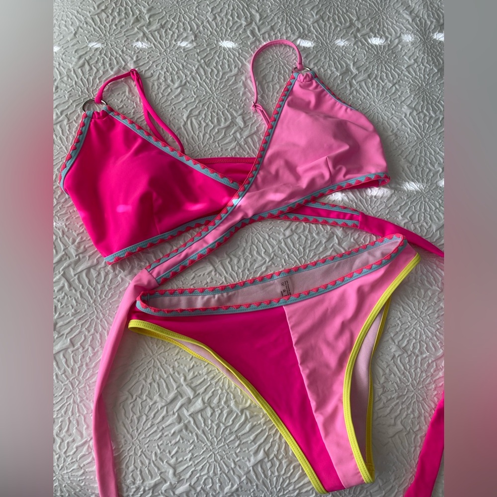 H&M Pink Two-Toned Wrap Bikini - Large